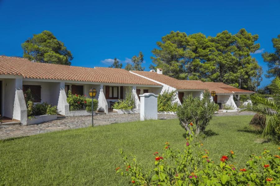 Nicolaus Club Li Cucutti Hotel Agrustos Exterior photo
