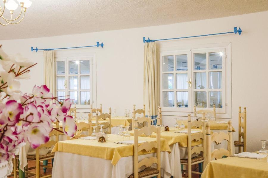 Nicolaus Club Li Cucutti Hotel Agrustos Exterior photo